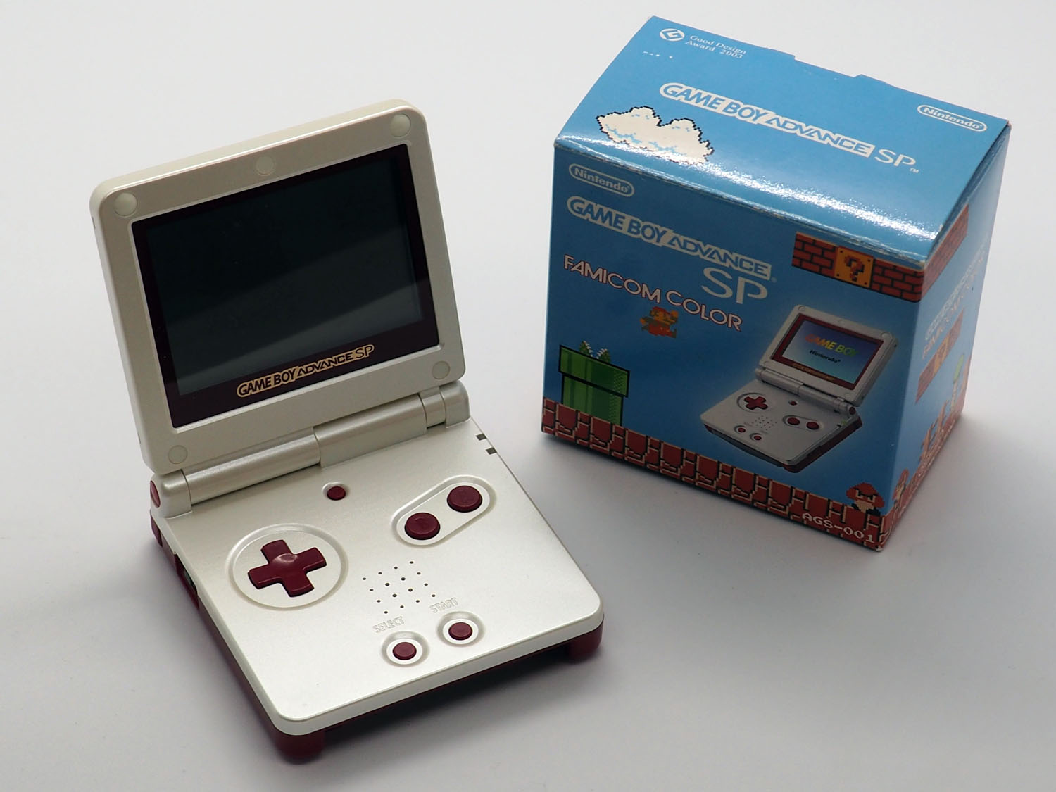 GBA SP Famicom Color Edition